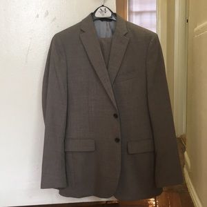 Banana Republic tan tailored fit suit - 38R, 30/32